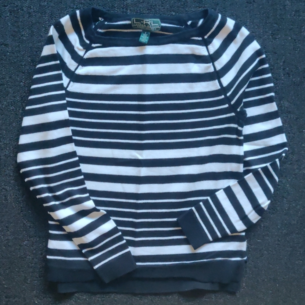 Lauren-Active RALPH LAUREN long sleeve.